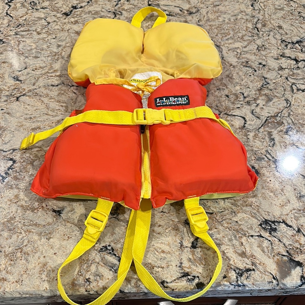 L.L. Bean Coast Guard Approved Youth Life Vest